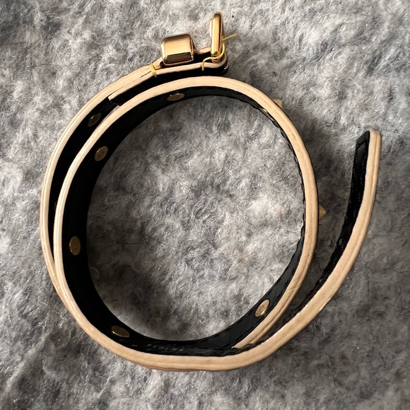 Louis Vuitton LV suhali wrap around black leather gold stud bracelet EUC - Picture 3 of 9